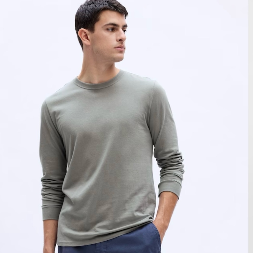 Brand new Gap Everyday Soft Crewneck T-Shirt Large